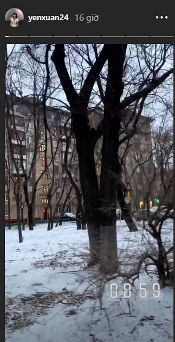 Hình ảnh Yến Xuân thích thú chia sẻ trên Instagram, hiện vẫn đang ở Nga.