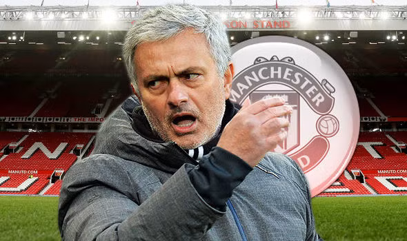 Chuyển nhượng bóng đá mới nhất từ Daily Mail, Mourinho đã liệt ra "danh sách đen" bao gồm 6 cầu thủ. Ba cái tên đầu tiên phải ra đi là Darmian, Herrera và Blind. Ảnh: Daily Mail