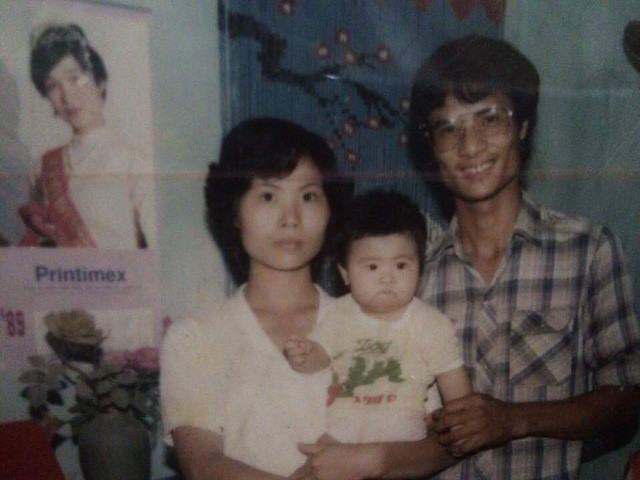 Khi còn ở tuổi bỉm sữa, Hoa hậu Ngọc Hân trông cực kỳ "cute"