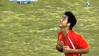 Với đẳng cấp vượt trội, thầy trò HLV Calisto đã dễ dàng chiến thắng 4-0 và lọt vào bán kết AFF Cup năm đó.