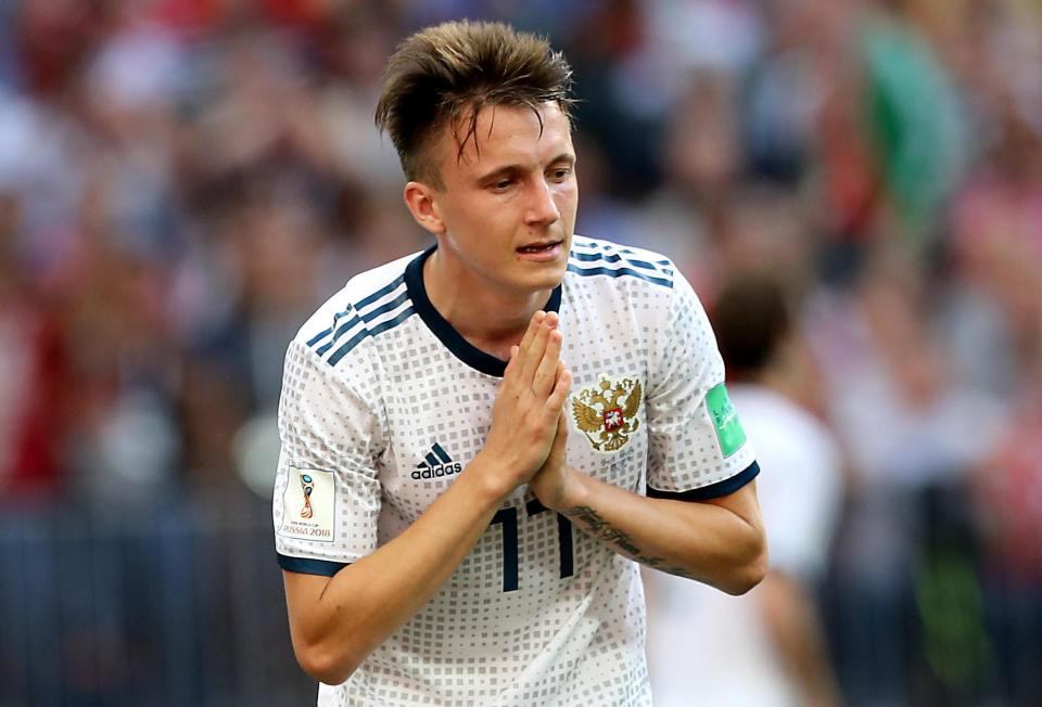 Golovin lọt vào tầm ngắm của nhiều đội bóng lớn, trong đó có Chelsea và Juventus.