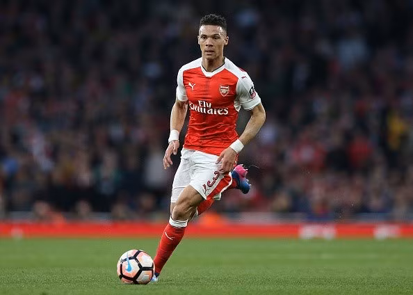 Kieran Gibbs không thể cạnh tranh với Nacho Monreal và cũng ấp ủ dự định tìm bến đỗ mới để được thường xuyên ra sân trong thời gian tới. Ảnh: Goal.