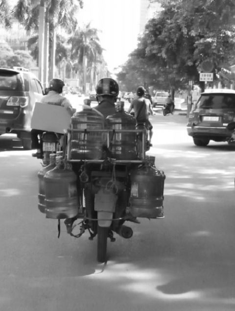 Dot kich co so san xuat nuoc tinh khiet sieu re