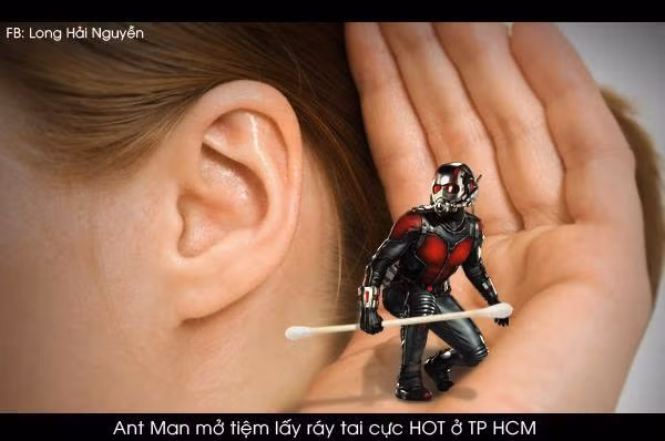 Bé nhỏ và nhanh nhẹn, Ant Man (người kiến) phù hợp với nghề lấy ráy tai vỉa hè.