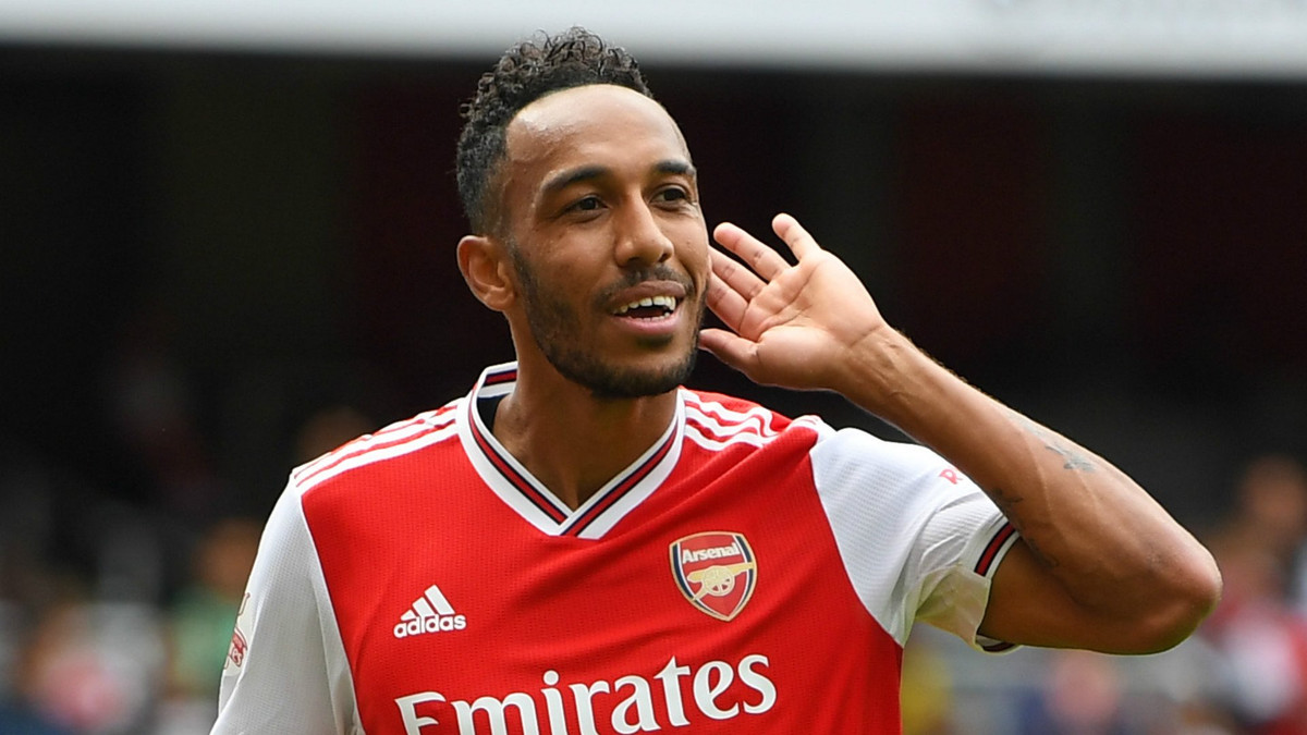Chuyển nhượng bóng đá từ Marca, Real Madrid rất quan tâm đến chân sút chủ lực của Arsenal là Pierre-Emerick Aubameyang, và nhiều khả năng hai đội bóng này sẽ tiến hành một thương vụ trao đổi.