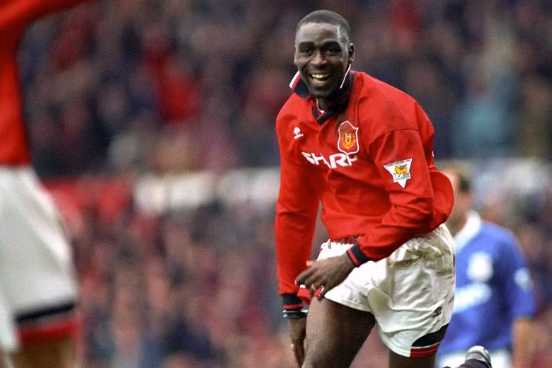 Trong màu áo của Manchester United, Blackburn Rover và Manchester City, tiền đạo Andy Cole đã có 5 bàn thắng sau 9 trận đấu tại ngày lễ Boxing Day.