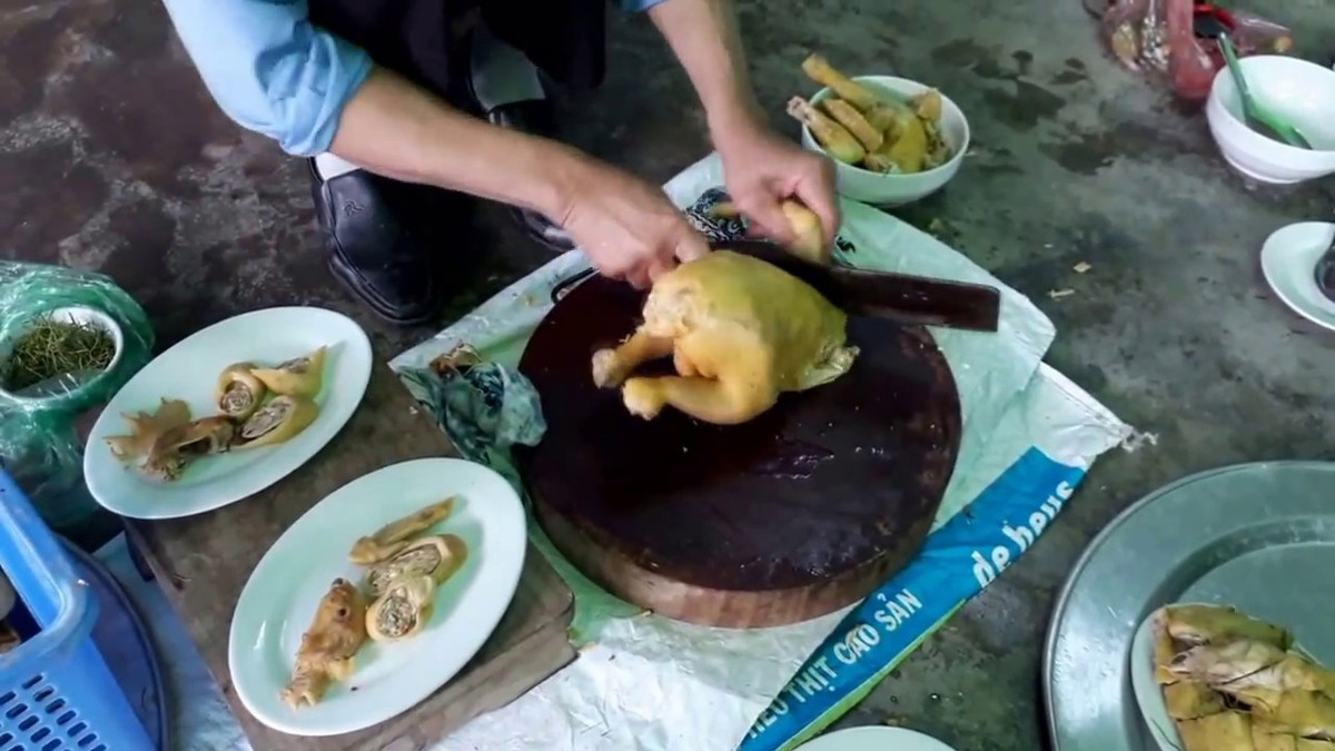 Khi nhìn thấy sản phẩm của con dâu, mẹ chồng buông lời mắng mỏ thì có chút dỗi nên cô nàng đăng lên MXH để nhờ mọi người phân xử.