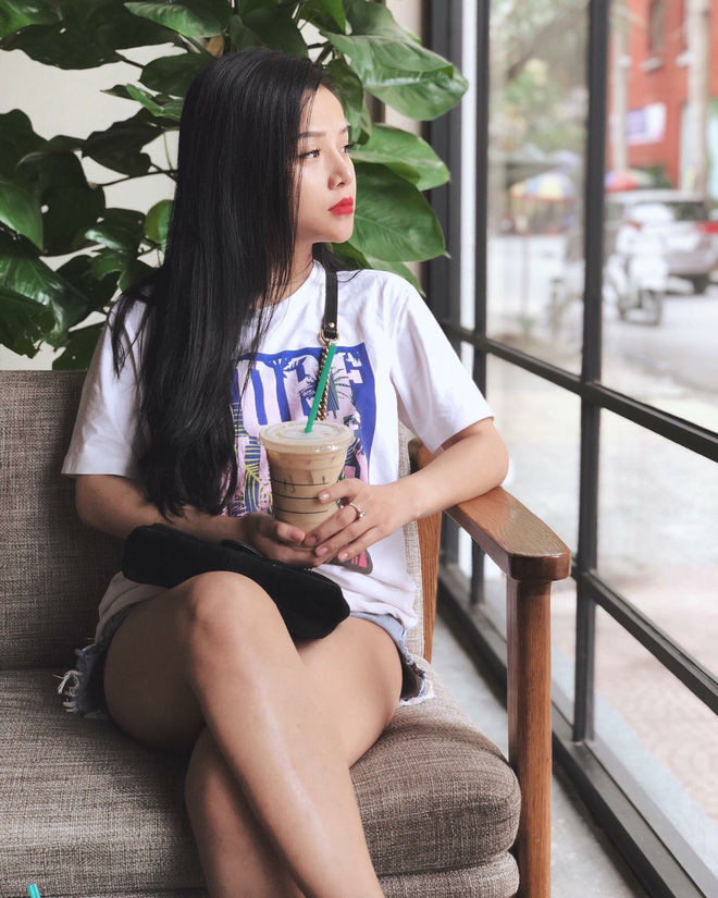 Thậm chí, nhiều người còn đồn đoán rằng, chính Thương Võ vẫn còn khá nặng tình với Lâm Tây và chưa quên được tình cũ dù anh chàng này đã tay trong tay với cô gái mới.