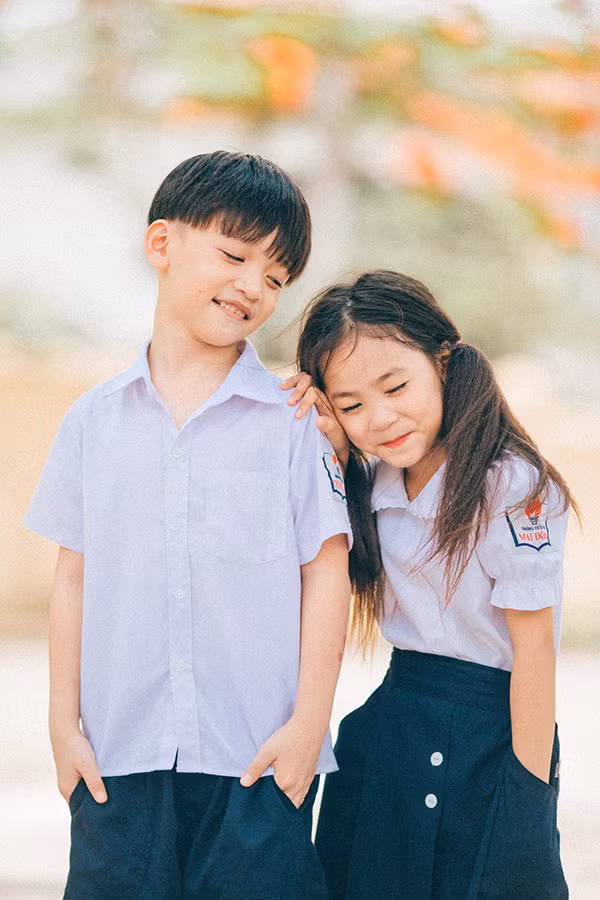 Ai cũng từng có một đứa bạn thân để chuyện trò to nhỏ, tâm sự toàn chuyện đâu đâu rồi thời gian thay đổi, hoàn cảnh thay đổi bỗng dưng ta quên mất trước đây ta từng có một đứa bạn như vậy.