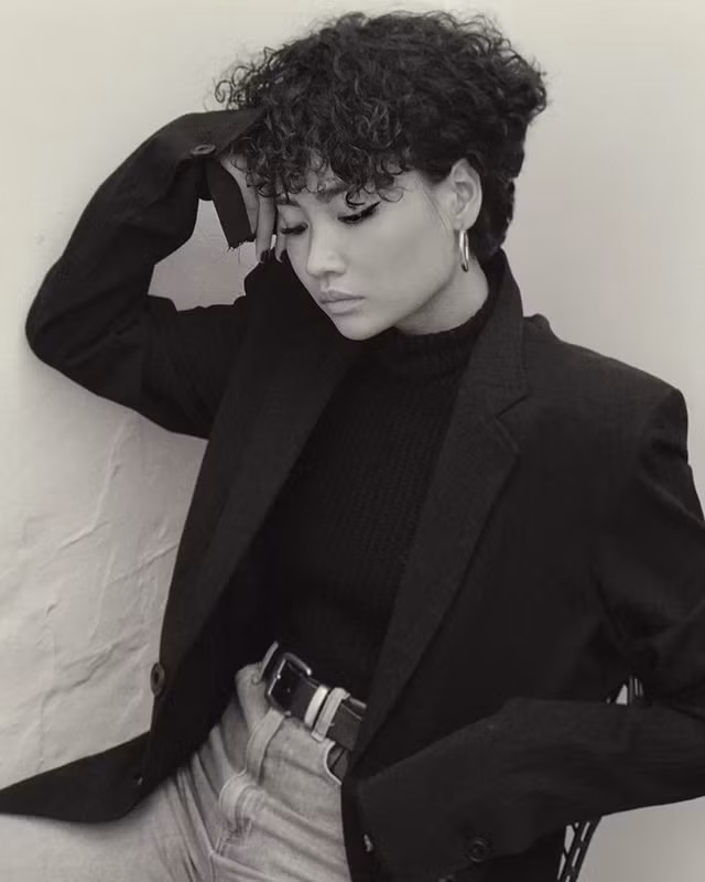 Louis Hà, hay còn có một tên gọi khác là Hà Mỹ Ngân, là một trong những tín đồ thời trang có tài khoản Instagram có lượt theo dõi "cực khủng".