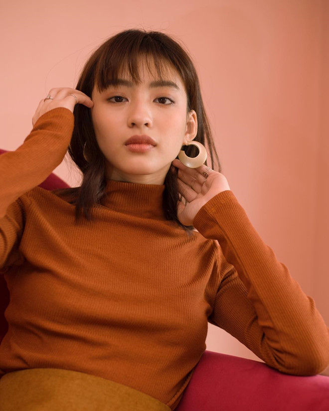 Chưa hết, không ít người đã tiện thể "nhờ" Minh Ngọc làm chuyên gia tư vấn tình cảm. Màn đối đáp chưa chắc giúp được fan, nhưng có thể mang đến tiếng cười cho người đọc.