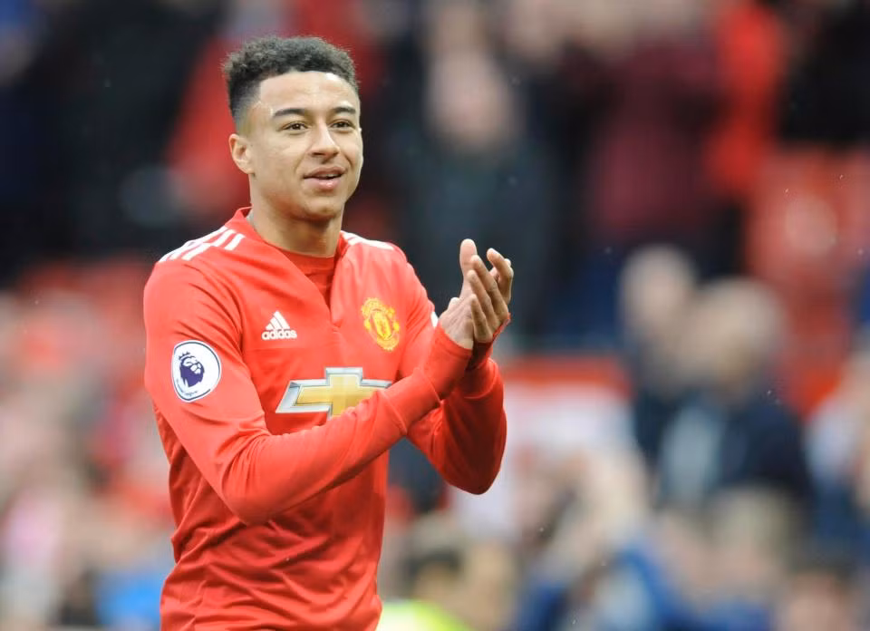 Chuyển nhượng bóng đá từ MUFC, tránh sự săm soi của các đại gia, M.U đã gia hạn hợp đồng với "gà son" Jesse Lingard và mức lương là 100.000 bảng/ tuần. Ảnh: MUFC