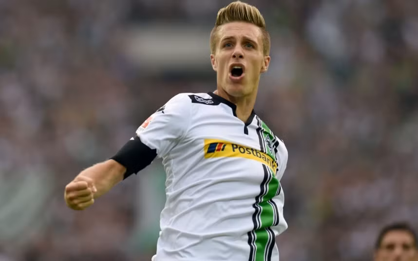 Patrick Hermann là tiền vệ tấn công chủ lực của Borussia Monchengladbach trong thời gian vừa qua. Cầu thủ 24 tuổi này là niềm hy vọng lớn nhất của CLB đến từ Đức tại UEFA Champions League 2015/2016.