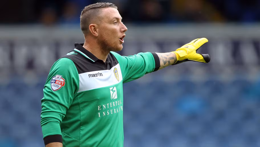 Paddy Kenny là thủ thành của Sheffield United (thi đấu ở giải Champions Ship của Anh) là một trong những cái tên hay nhất từng thi đấu cho đội bóng này. Xét nghiệm cho thấy Kenny dương tính với chất Ephedrine - nằm trong danh sách chất cấm của Cơ Quan Bài Trừ Doping. Kenny sau đó bị FA cấm thi đấu 9 tháng.
