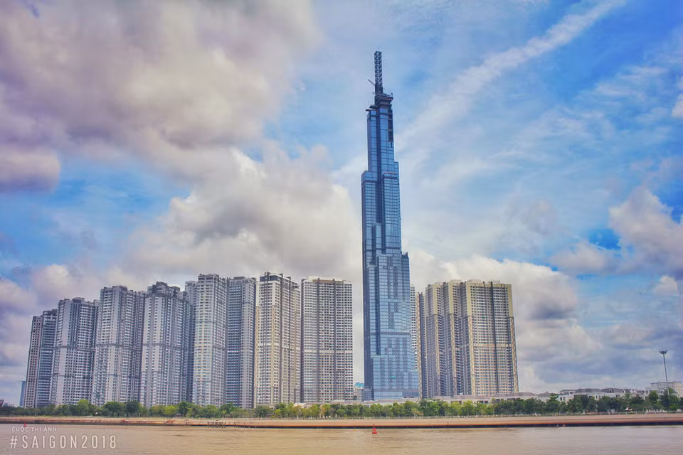 Đây cũng là công trình đầu tiên của Việt Nam lọt vào top 10 tòa nhà chọc trời của thế giới, với trung tâm thương mại, khu vực khách sạn đến căn hộ. Ảnh: Hoà Nguyễn