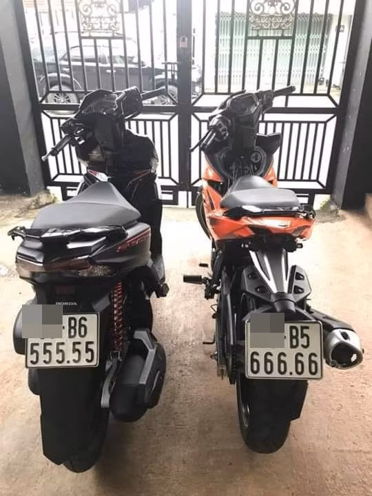 Có không nhiều nhưng cặp số, cụm số may mắn, tài lộc. Với những người đam mê chơi biển số xe, đôi khi biển số đẹp, hợp mệnh thì theo họ mới hợp với đường làm ăn, mới phát đạt được.