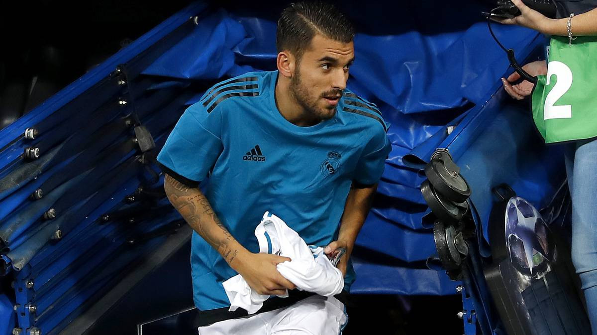 Barca đang có ý định giải cứu Ceballos sau khi thất bại trước Real hồi hè 2017 khi cầu thủ này chia tay Betis.