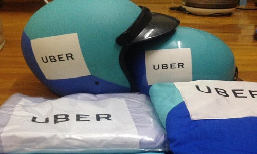 Cuộc sát nhập giữa ứng dụng gọi xe Uber và Grab khiến nhiều tài xế Uber "đổ lệ".