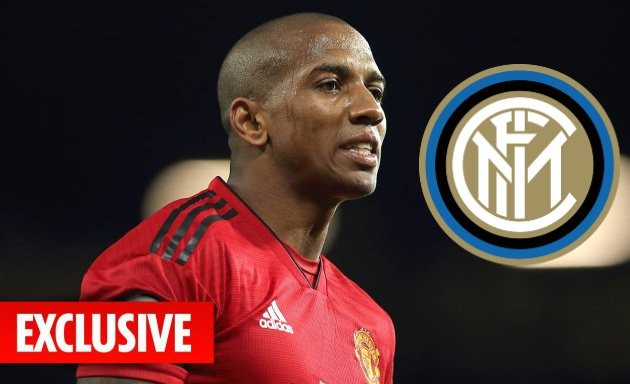 Ashley Young đã nổi lên như một mục tiêu chuyển nhượng gây sốc &#x1d;của gã khổng lồ Serie A là Inter Milan.