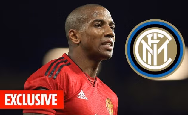 Ashley Young đã nổi lên như một mục tiêu chuyển nhượng gây sốc của gã khổng lồ Serie A là Inter Milan.