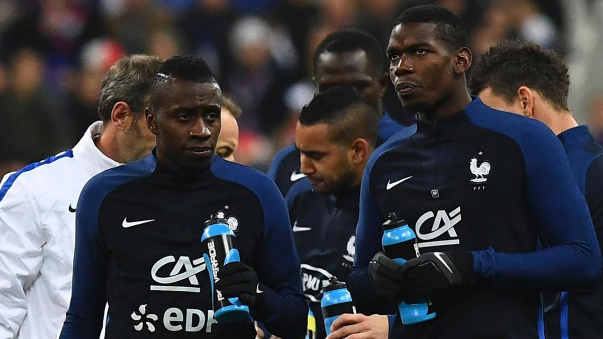 "Siêu cò" Mino Raiola được cho là đang làm việc với M.U, nhưng không phải về tương lai Paul Pogba, mà liên quan đến Blaise Matuidi.