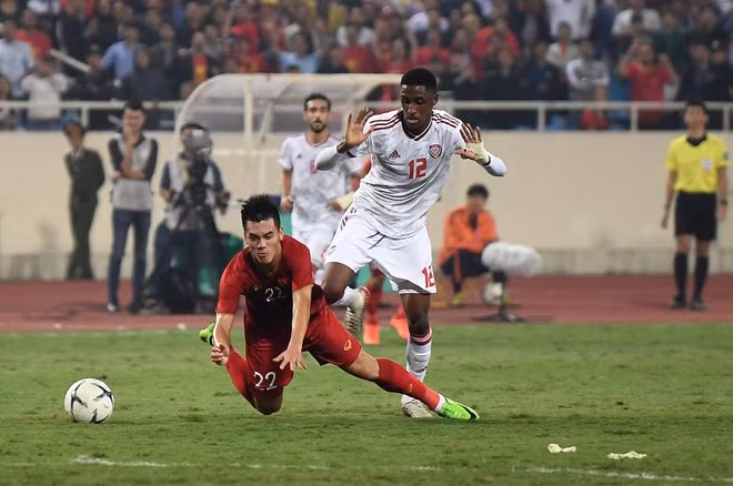 Nhưng ở 1 điều cao hơn, Tiến Linh dần khẳng định vị thế của mình tại các cấp độ đội tuyển Việt Nam từ U22 cho tới ĐTQG.