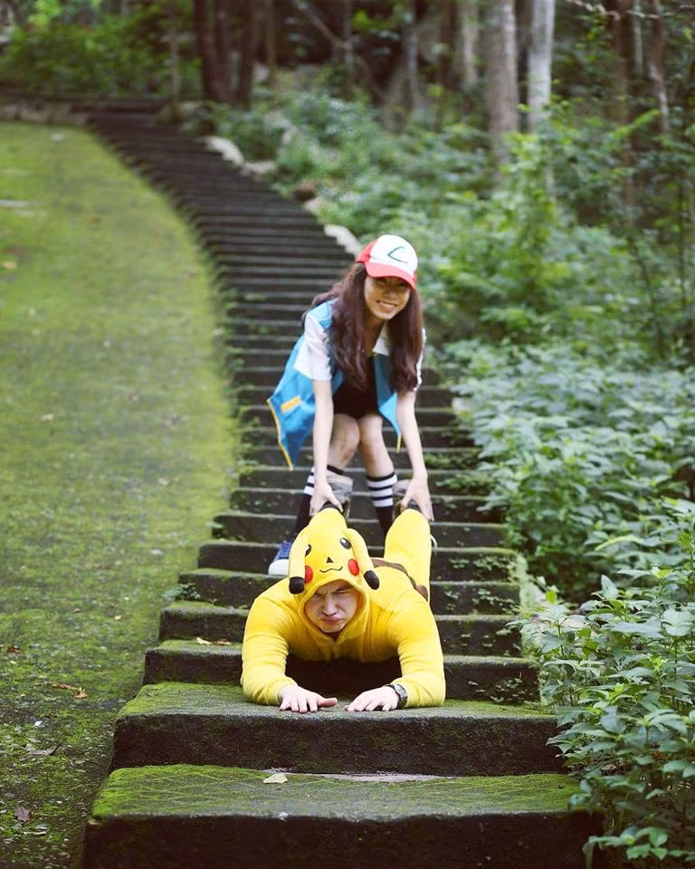 Vượt qua muôn vàn cách trở, cặp đôi đã có cái kết ngọt ngào khi quyết định về chung một nhà và sau khi hoàn thành khóa học tại Việt Nam, Mai Chu lên đường sang Úc đoàn tụ với chồng..