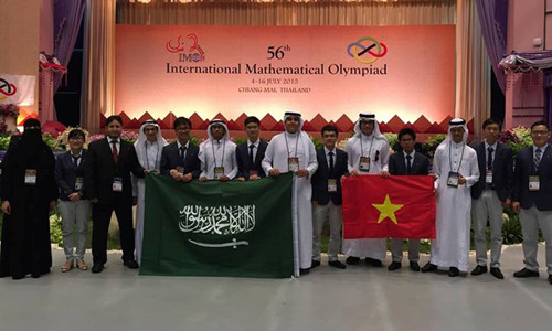 Đoàn học sinh Việt Nam tham dự kỳ thi Toán quốc tế lần thứ 56 tại Chiangmai, Thái Lan mới đây cũng xuất sắc đoạt 6 tấm huy chương, trong đó có hai huy chương vàng. Với kết quả này, Việt Nam xếp thứ 5 trên tổng số 106 đoàn tham dự.