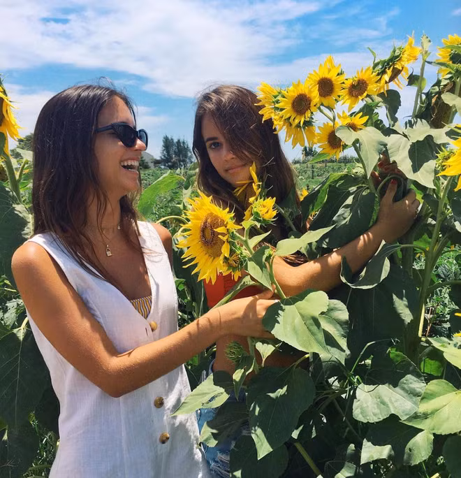 Nhìn vào cuộc sống của Elisha và Renee Herbert với những chuyến du lịch ở khắp thế giới có lẽ ai trong chúng ta cũng ít nhiều cảm thấy chút "ghen tị" nhen nhóm trong lòng. frt45