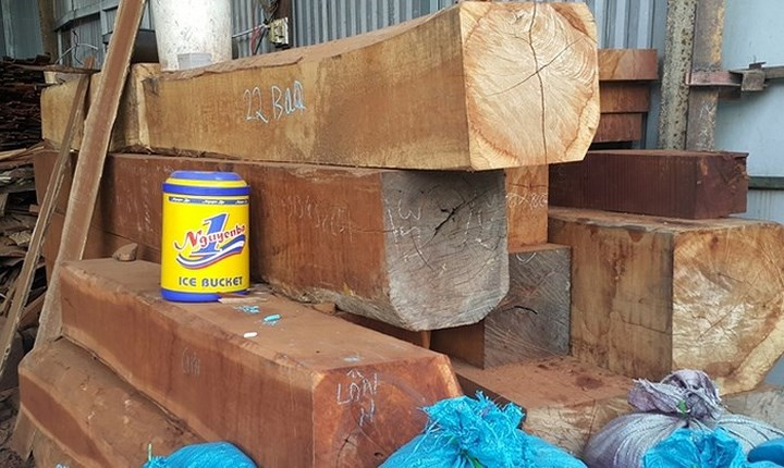 Ngoài việc bắt giữ Phượng “râu”, Cơ quan điều tra cũng đang tiến hành tạm giữ 2 đối tượng khác là đàn em thân tín của Phượng “râu” để điều tra, làm rõ. (ảnh: Công an nhân dân)