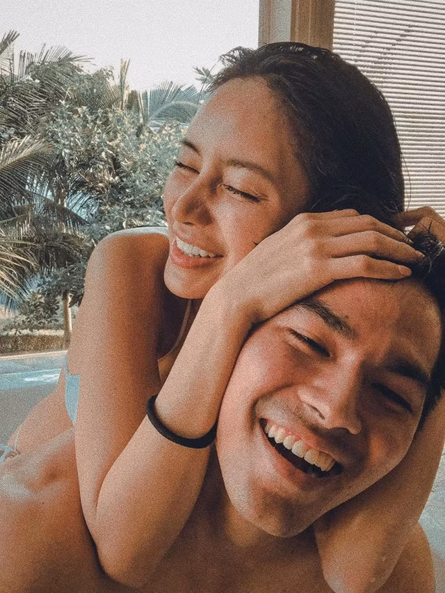 Sau nhiều lần được hỏi về thông tin bạn trai mới, Trang Anna đều từ chối cung cấp. Cô nàng chỉ tiết lộ cả hai có dự định đính hôn vào tháng sau nên sẽ công khai vào thời điểm phù hợp.