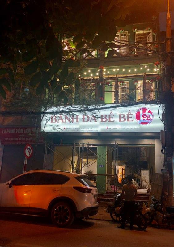 Sau scandal clip nong, quan cua Tram Anh bi che nhat nheo, an do