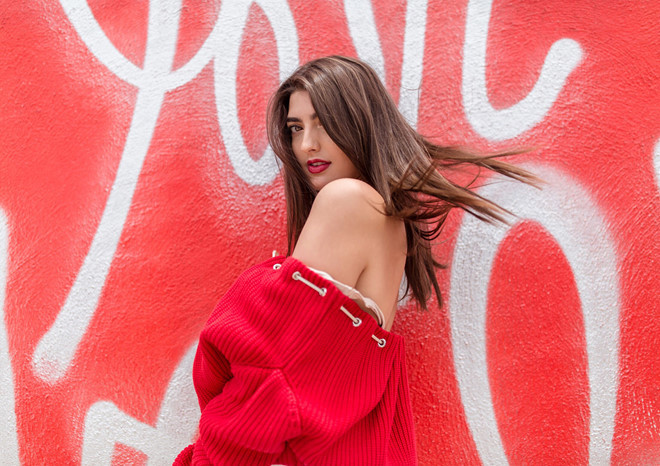 Năm 2015, Rachel được ghi nhận là người có ảnh hưởng truyền thông xã hội dưới 21 tuổi trên thế giới do công ty công nghệ Zefr bình chọn. Danh hiệu này không chỉ dựa vào số lượng người theo dõi hay yêu thích kênh blog mà là tương tác và những thông điệp tích cực mà 9X mang đến cho giới trẻ.