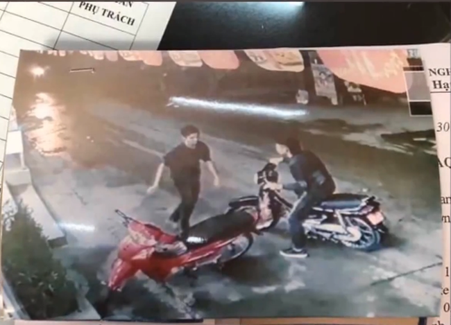 Cong bo hinh anh nghi pham cat co tai xe taxi o My Dinh