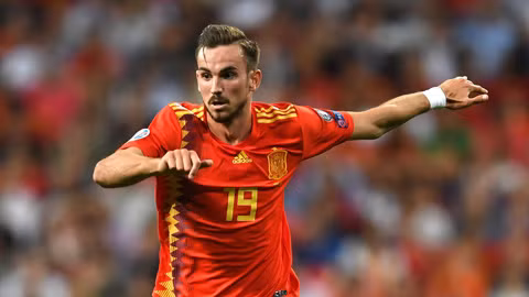 Chứng kiến phong độ ấn tượng của Fabian Ruiz, Liverpool đã quyết tâm có được chữ ký của anh trước mũi của Barcelona, Real Madrid và Bayern Munich.