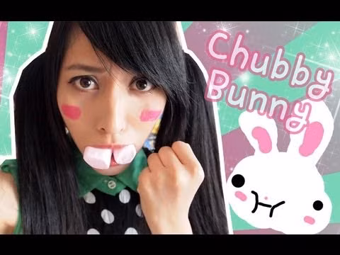 Giới trẻ nước ngoài coi Chubby Bunny là một trò giải trí có tính chất thách thức cao.