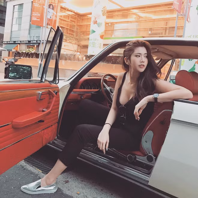 Sở hữu chiều cao ấn tượng 1m78, Jessie có khả năng chinh phục mọi trang phục dù khó khằn nhất. Tuy nhiên, phong cách ưa thích của cô nàng này có thiên hướng hơi gợi cảm một chút.