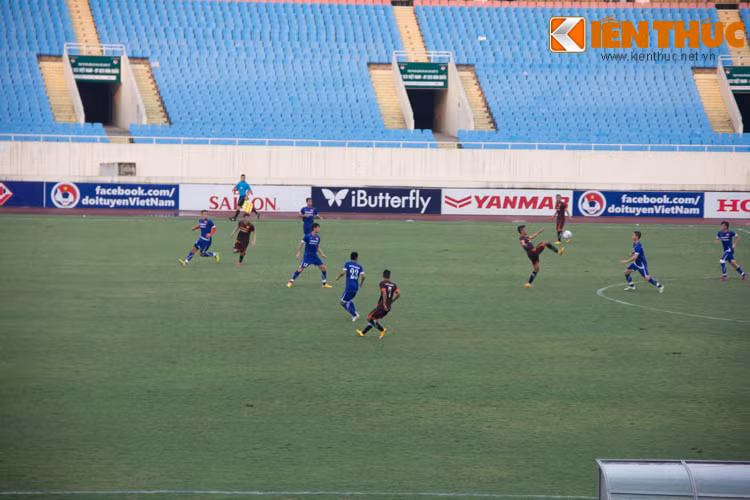 Su khon ngoan cua HLV Miura giam ap luc cho hoc tro-Hinh-2