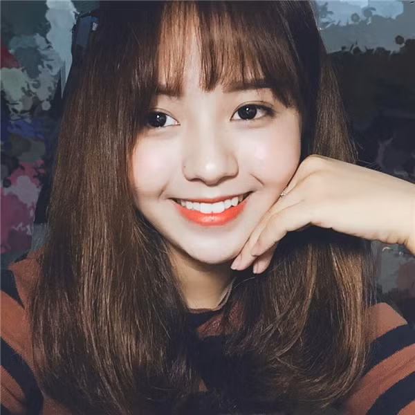 Bên cạnh đó, Hồng Hạnh cũng tỏ ra mệt mỏi nhiều hơn vui mừng vì những bình luận không hay đã ảnh hưởng khá nhiều đến cuộc sống của cô gái trẻ.