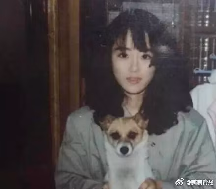 Thời thanh xuân của các bà mẹ đẹp "vi diệu".