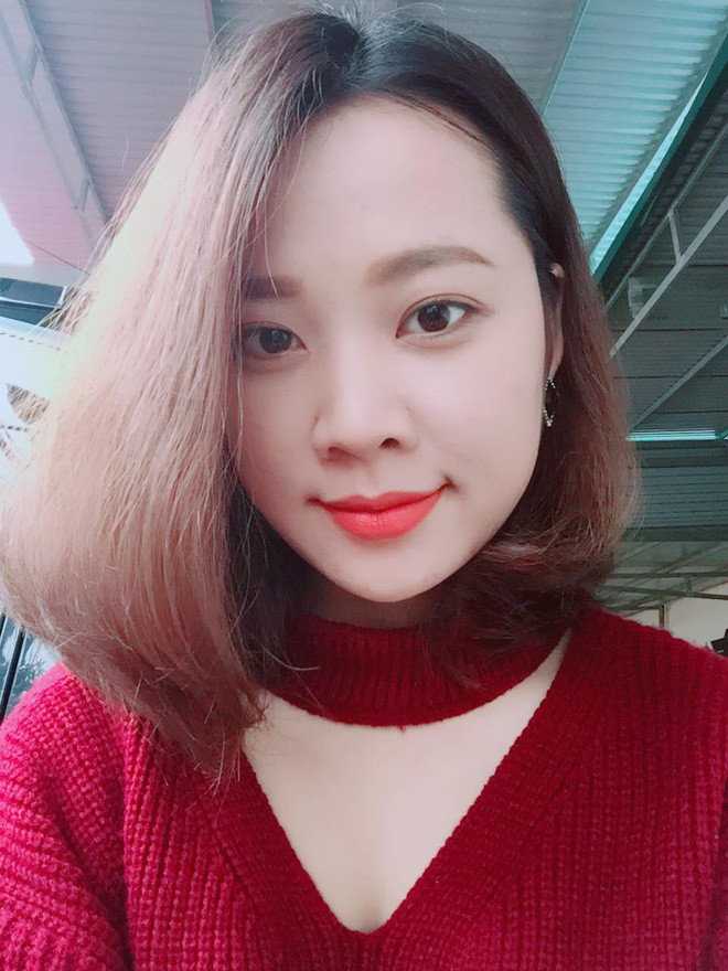 Tuy nhiên, nếu viết đúng phiên âm tiếng Việt tên đầy đủ của Noel là Nguyễn Thị Nô En. Vì gia đình ở vùng núi, chẳng ai cho ghi tên tiếng Anh nên cái tên Nô En được phiên âm như cách viết.