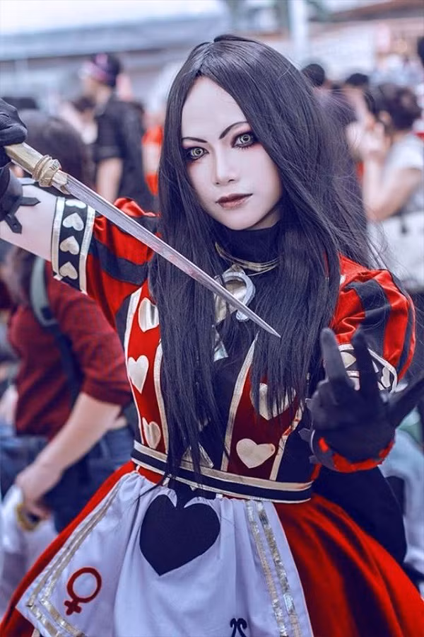 Đỗ Hương Giang không chỉ khiến nhiều người ngưỡng mộ bởi tài cosplay siêu đỉnh mà còn nhờ vào nguồn thu nhập khủng từ sở thích của mình.