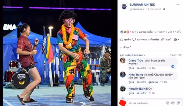 Trang chủ của CLB Buriram tràn ngập những bình luận từ các fan Việt. Lượng tương tác của đội bóng này cũng tăng đáng kể từ khi có sự góp mặt của Xuân Trường trong thành phần CLB.