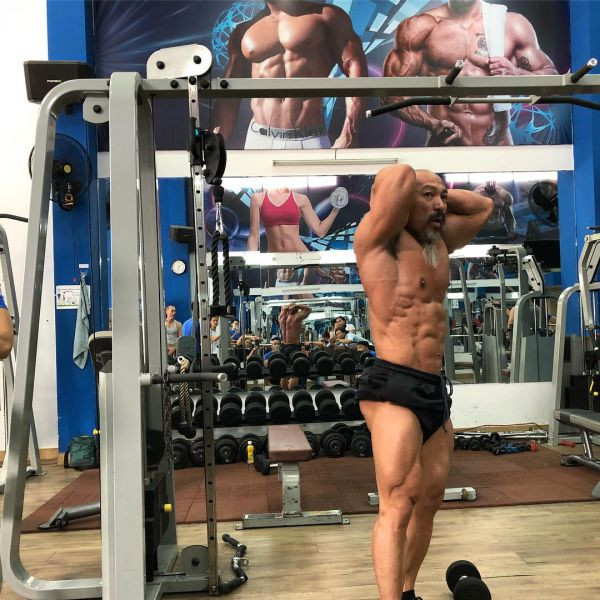 "Quy lão" thể hình U60 Việt Nam được rất nhiều bạn bè trong giới thể hình yêu quý và ngưỡng mộ.