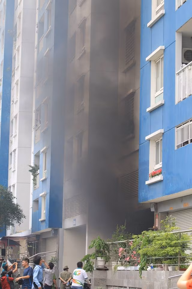 So Xay dung TP.HCM chi ra hang loat sai pham tai chung cu Carina Plaza-Hinh-2