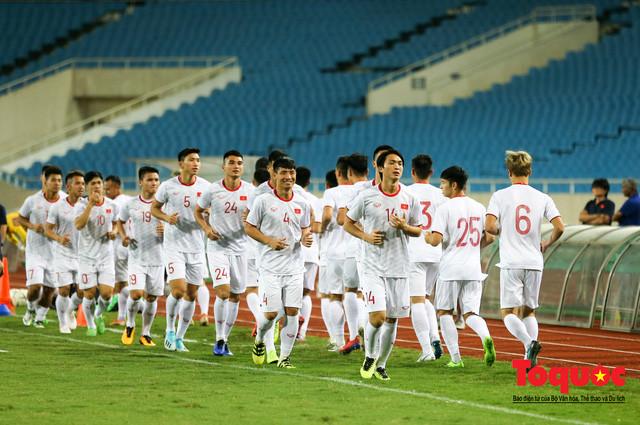 Nhan dinh doi tuyen Viet Nam va UAE: Thay Park doc bai-Hinh-2