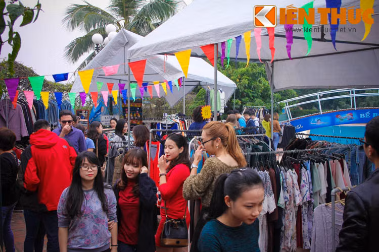 Phiên chợ Bohemian còn được diễn ra hết ngày 13/11/2016.