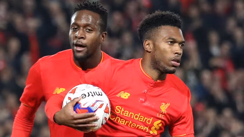 Phấn khích sau chiến thắng trước MU nhưng HLV Manuel Pellegrini vẫn chưa hài lòng với hàng công hiện tại của West Ham và muốn mua tiền đạo của Liverpool là Divock Origi.