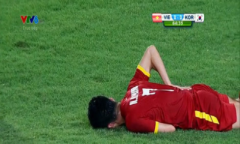 Nghen ngao tam su cua Hoang Thinh khi chia tay U23 VN-Hinh-3