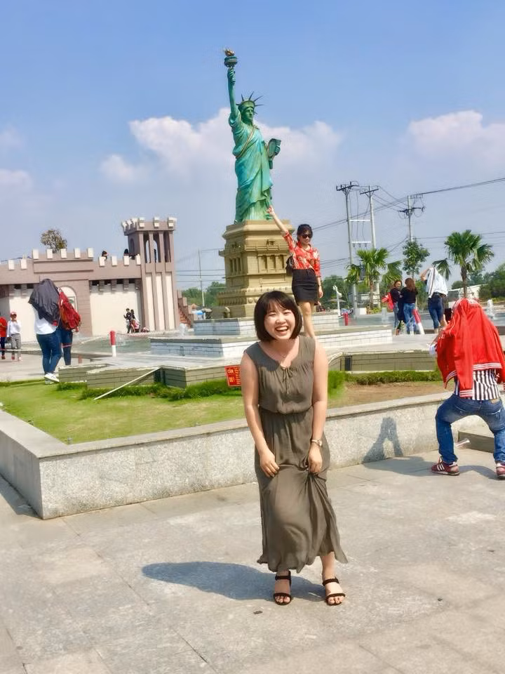 Tươi không cần tưới, thôi cũng tạm, nhìn cũng tự nhiên.